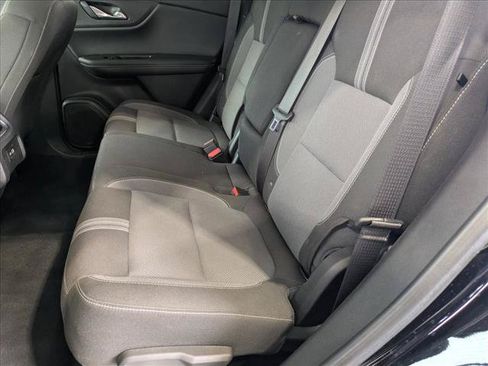 Used 2024 Chevrolet Blazer LT w/ Convenience Package FWD image 18