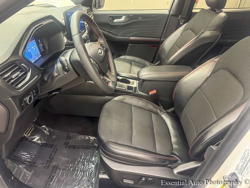 Used 2023 Ford Escape ST-Line w/ Tech Pack #1 image 10
