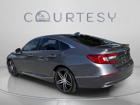 Used 2022 Honda Accord Touring image 5