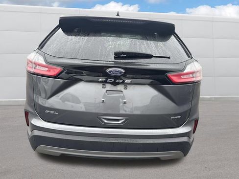 Used 2024 Ford Edge SEL image 4