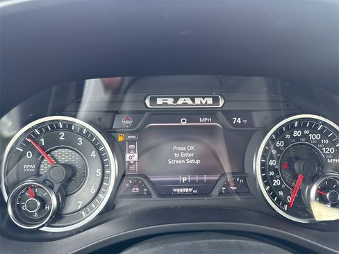 Certified 2025 RAM 1500 Big Horn image 39