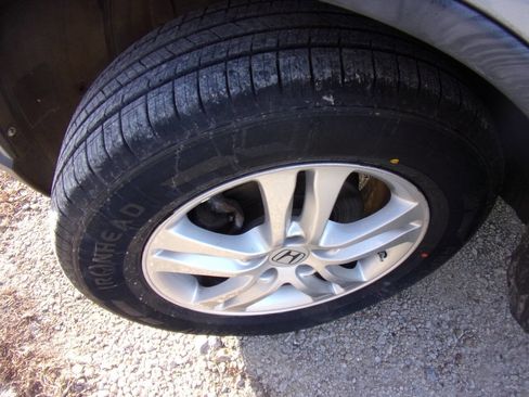 Used 2010 Honda CR-V LX image 4