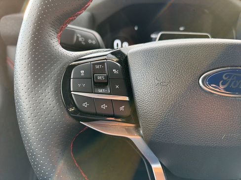 Used 2025 Ford Explorer ST-Line w/ ST-Line Street Pack image 16