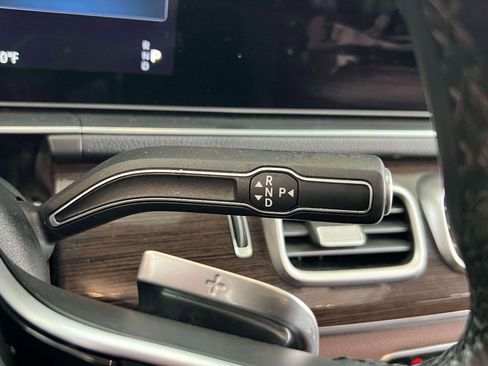 Used 2024 Mercedes-Benz GLE 350 4MATIC image 23