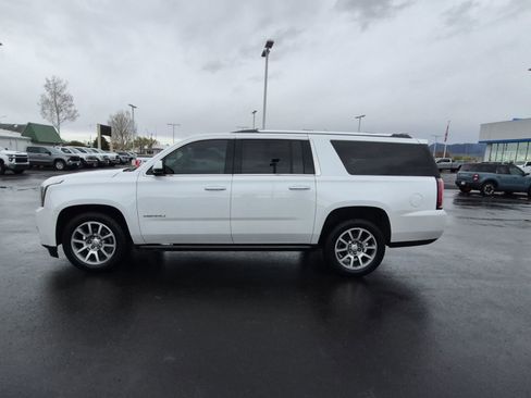 Used 2017 GMC Yukon XL Denali w/ Open Road Package image 6