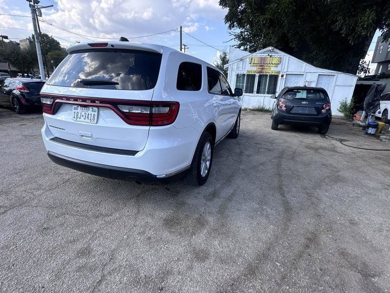 Used 2020 Dodge Durango SXT w/ 3rd Row Seating Group RWD image 6