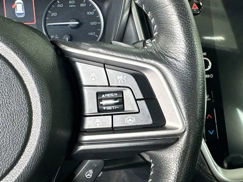 Certified 2022 Subaru Outback Limited w/ Popular Package #2 image 9