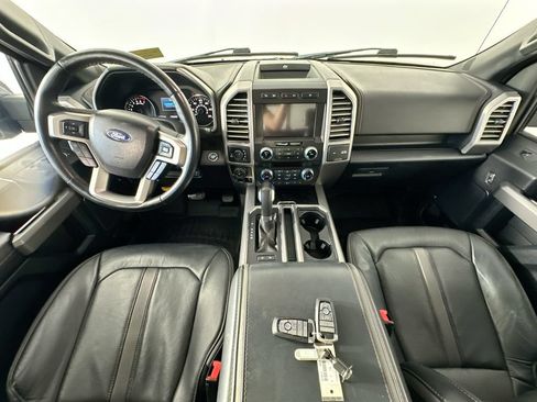 Used 2019 Ford F150 Platinum w/ Equipment Group 701A Luxury AWD/4WD image 10
