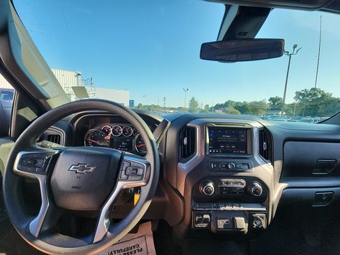 Used 2022 Chevrolet Silverado 1500 Custom w/ Rally Edition AWD/4WD image 17
