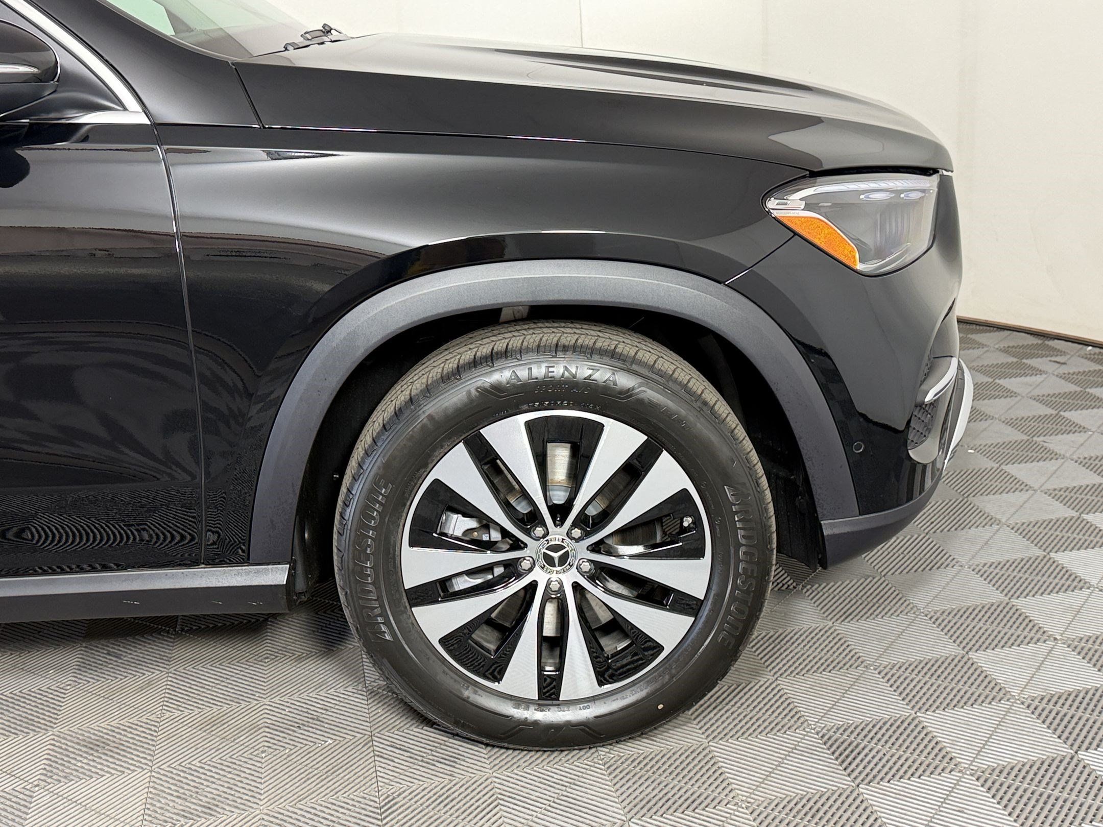 New 2026 Mercedes-Benz GLE 450e 4MATIC image 13