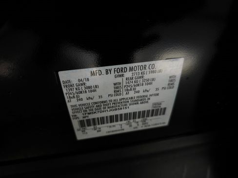 Used 2018 Ford Explorer XLT w/ Equipment Group 202A image 31