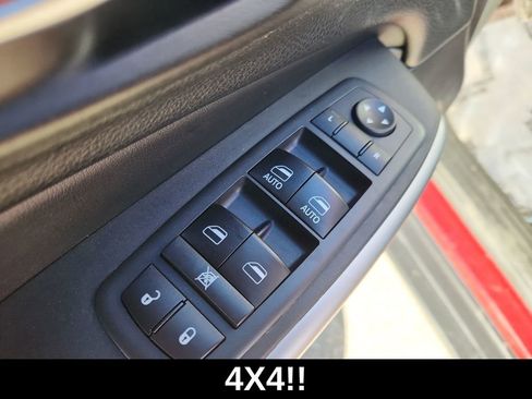 Used 2018 Jeep Cherokee Trailhawk w/ Quick Order Package 27L AWD/4WD image 13