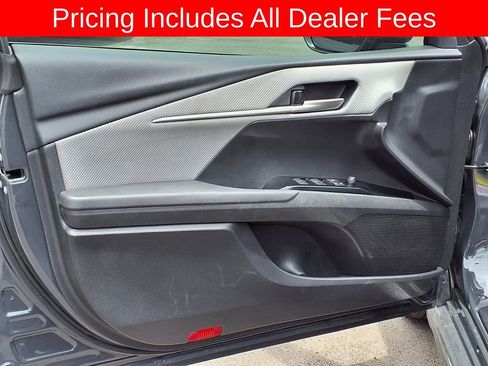 Used 2025 Toyota Camry SE w/ Convenience Package FWD image 24