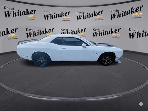 Used 2019 Dodge Challenger R/T Scat Pack RWD image 10