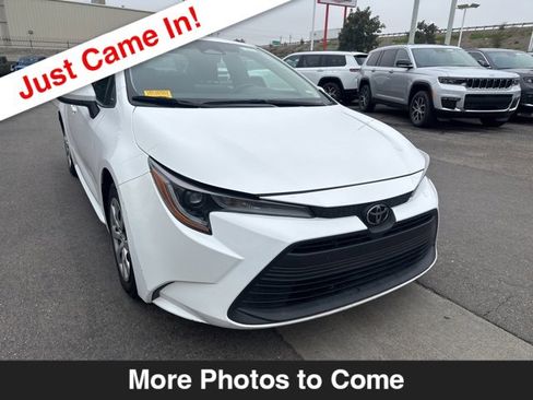 Used 2023 Toyota Corolla LE image 8