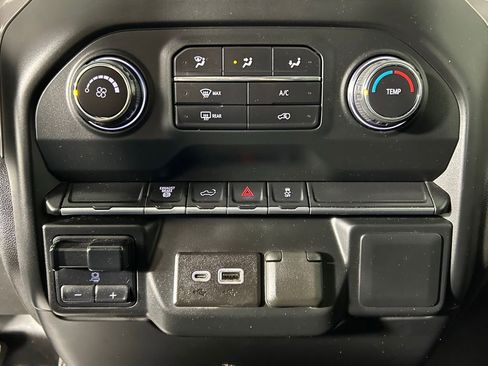 Used 2022 Chevrolet Silverado 3500 W/T w/ WT Convenience Package AWD/4WD image 19