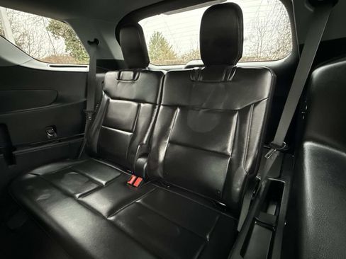 Used 2023 Ford Explorer XLT w/ Equipment Group 202A image 19