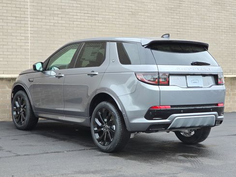 New 2025 Land Rover Discovery Sport S image 32