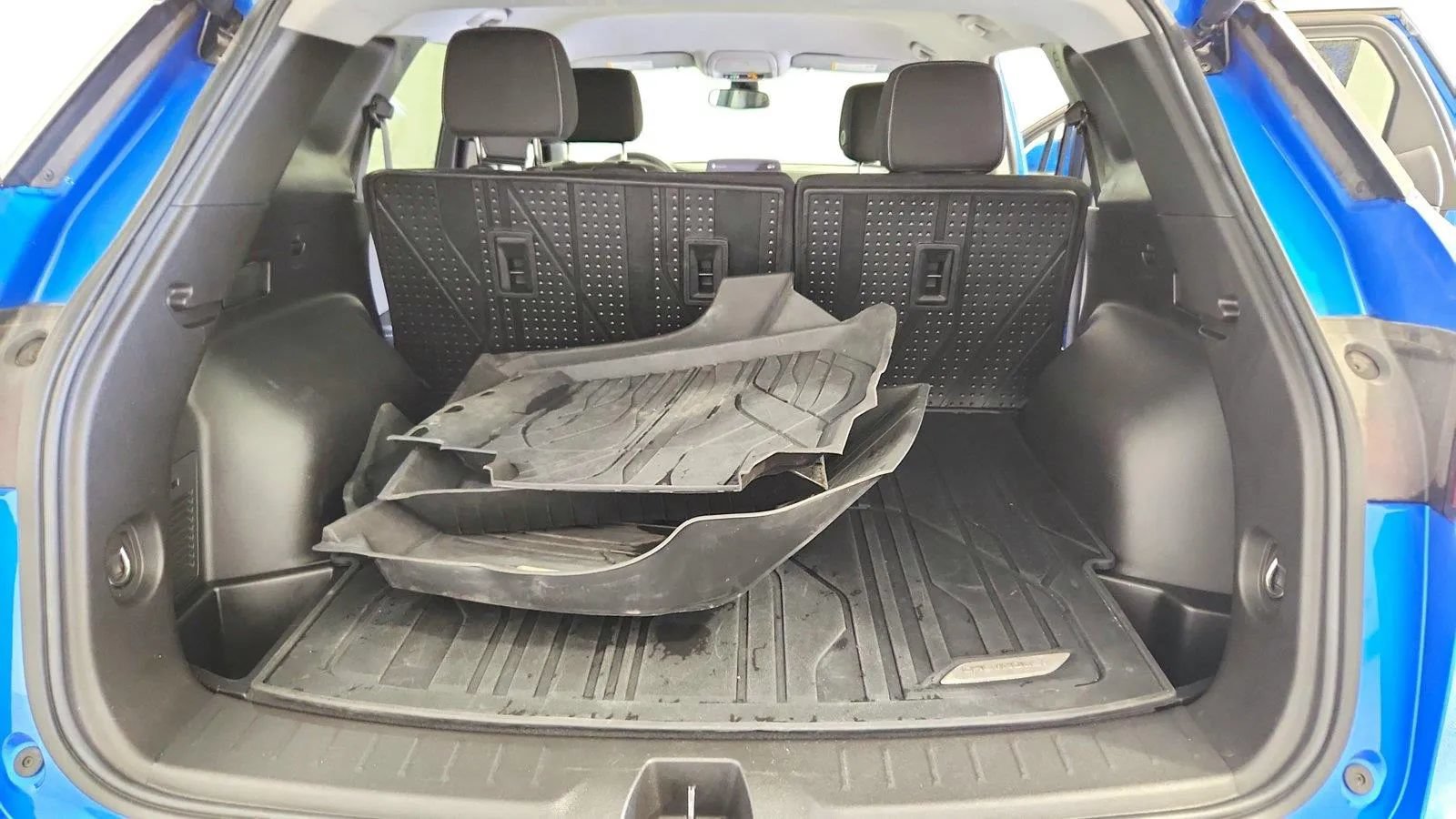 Used 2024 Chevrolet Blazer LT w/ Convenience Package FWD image 36