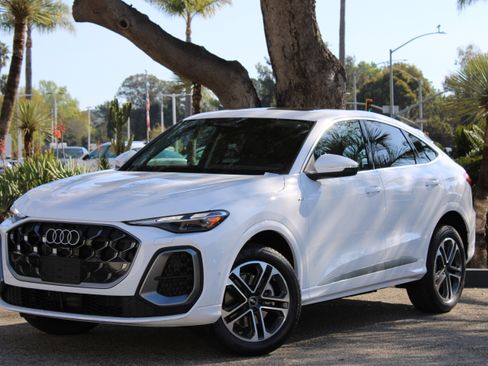 New 2025 Audi Q5 Premium image 1