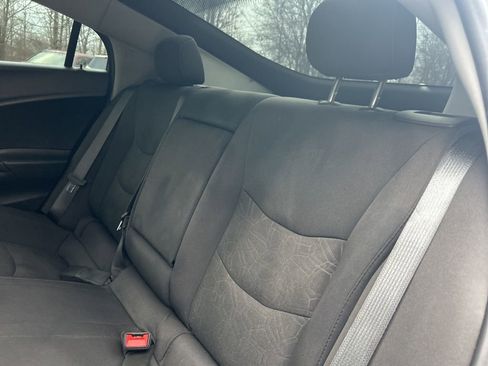 Used 2018 Chevrolet Volt LT w/ Comfort Package image 26