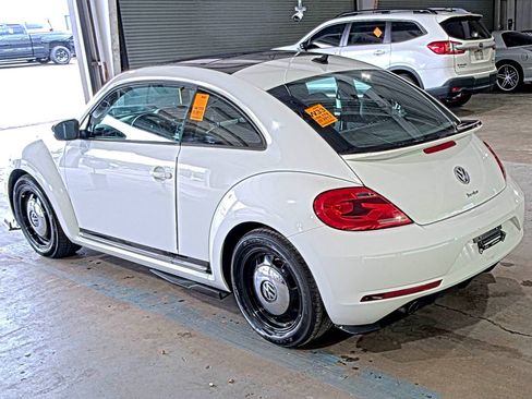 Used 2013 Volkswagen Beetle Turbo FWD image 10