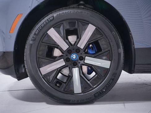 Used 2024 BMW iX xDrive50 w/ Sport Package image 2