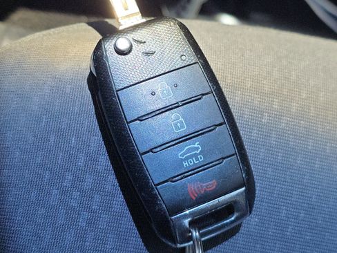 Used 2015 Kia Optima LX w/ LX Convenience Plus Package FWD image 30