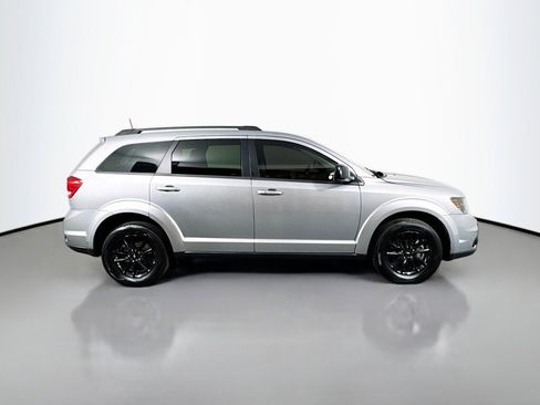 Used 2019 Dodge Journey SE w/ Connectivity Group image 6