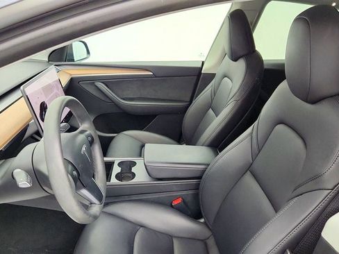 Used 2023 Tesla Model Y AWD image 24