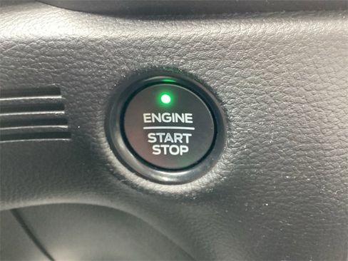 Used 2019 Ford Ranger Lariat w/ Equipment Group 501A Mid image 19