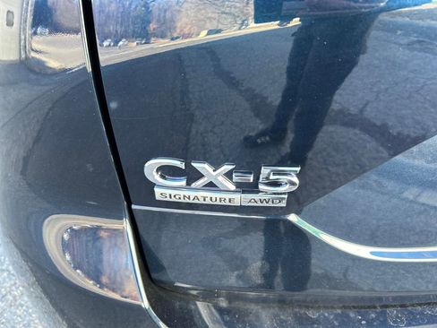 New 2025 MAZDA CX-5 Signature image 10