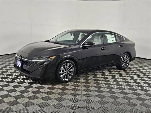 New 2026 Nissan Sentra SL w/ Floor Mat Package FWD image 9