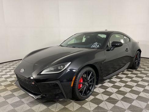 New 2025 Toyota GR86 Premium image 3