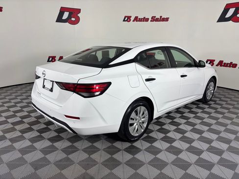 Used 2024 Nissan Sentra S image 6