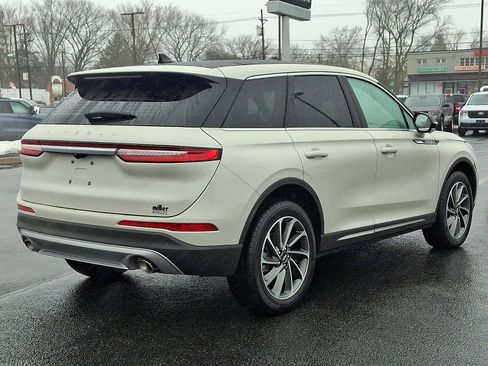 Used 2024 Lincoln Corsair AWD w/ Equipment Group 101A image 6