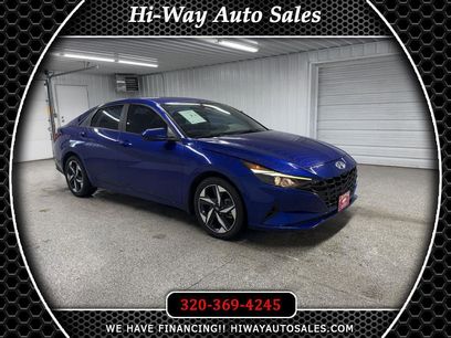 Used 2023 Hyundai Elantra SEL w/ Convenience Package