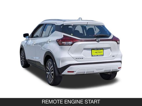 Used 2023 Nissan Kicks SV FWD image 7
