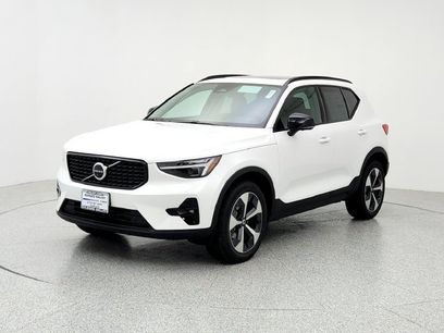 New 2026 Volvo XC40 B5 Plus w/ Protection Package Premier