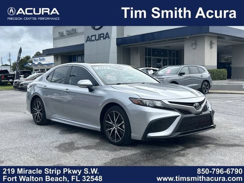 Used 2024 Toyota Camry SE w/ Convenience Package FWD image 1