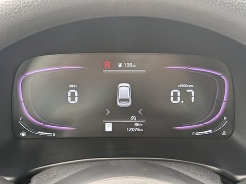Certified 2025 Kia Soul LX w/ LX Technology Package FWD image 28