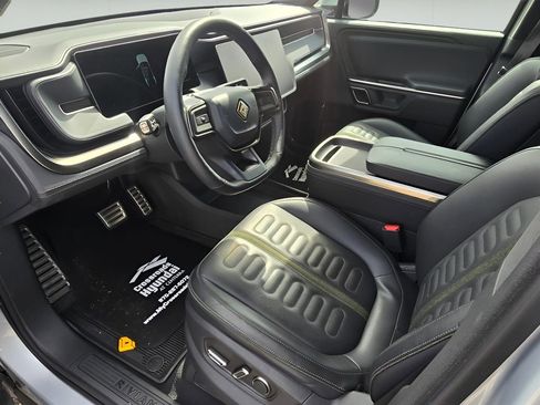 Used 2024 Rivian R1S Adventure AWD/4WD image 18