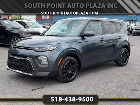 Used 2020 Kia Soul LX FWD image 1