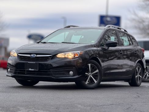 Used 2023 Subaru Impreza Premium image 1