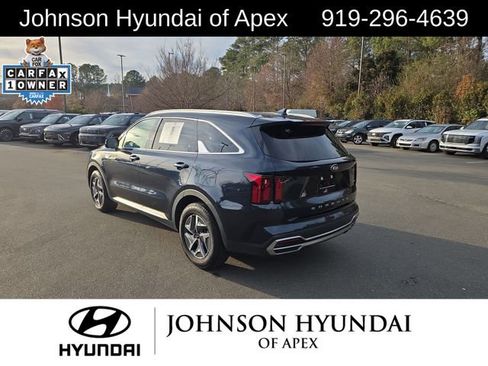 Used 2021 Kia Sorento S image 17