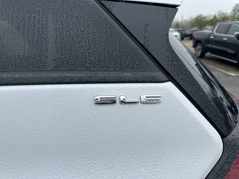 Used 2022 GMC Terrain SLE w/ Driver Convenience Package AWD/4WD image 27