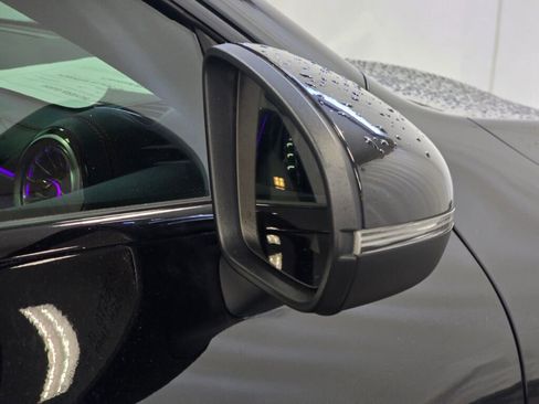 Used 2022 Mercedes-Benz CLA 250 4MATIC image 28