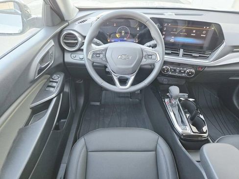 New 2026 Chevrolet Trax ACTIV w/ Driver Confidence Package image 7