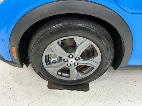 Used 2023 Ford Mustang Mach-E Select image 6