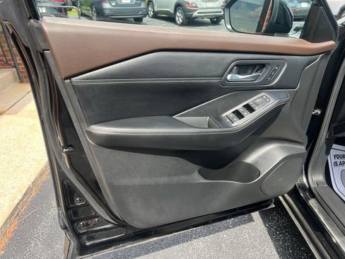 Used 2023 Nissan Rogue SL w/ SL Premium Package AWD/4WD image 8